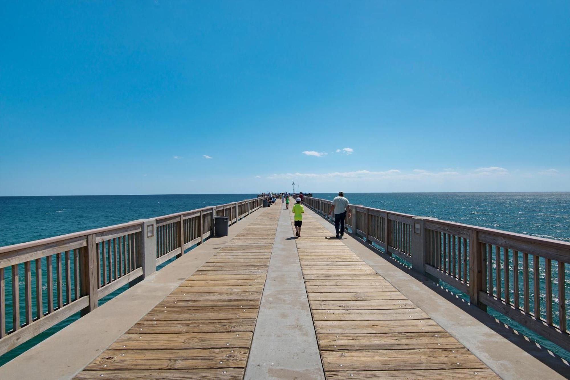 Villas At St Thomas Square Panama City Beach Exterior photo